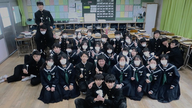 01 岡山県里庄町立里庄中学校.jpg