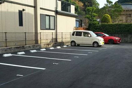 parking.jpg