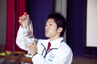 20120203094836049.jpg